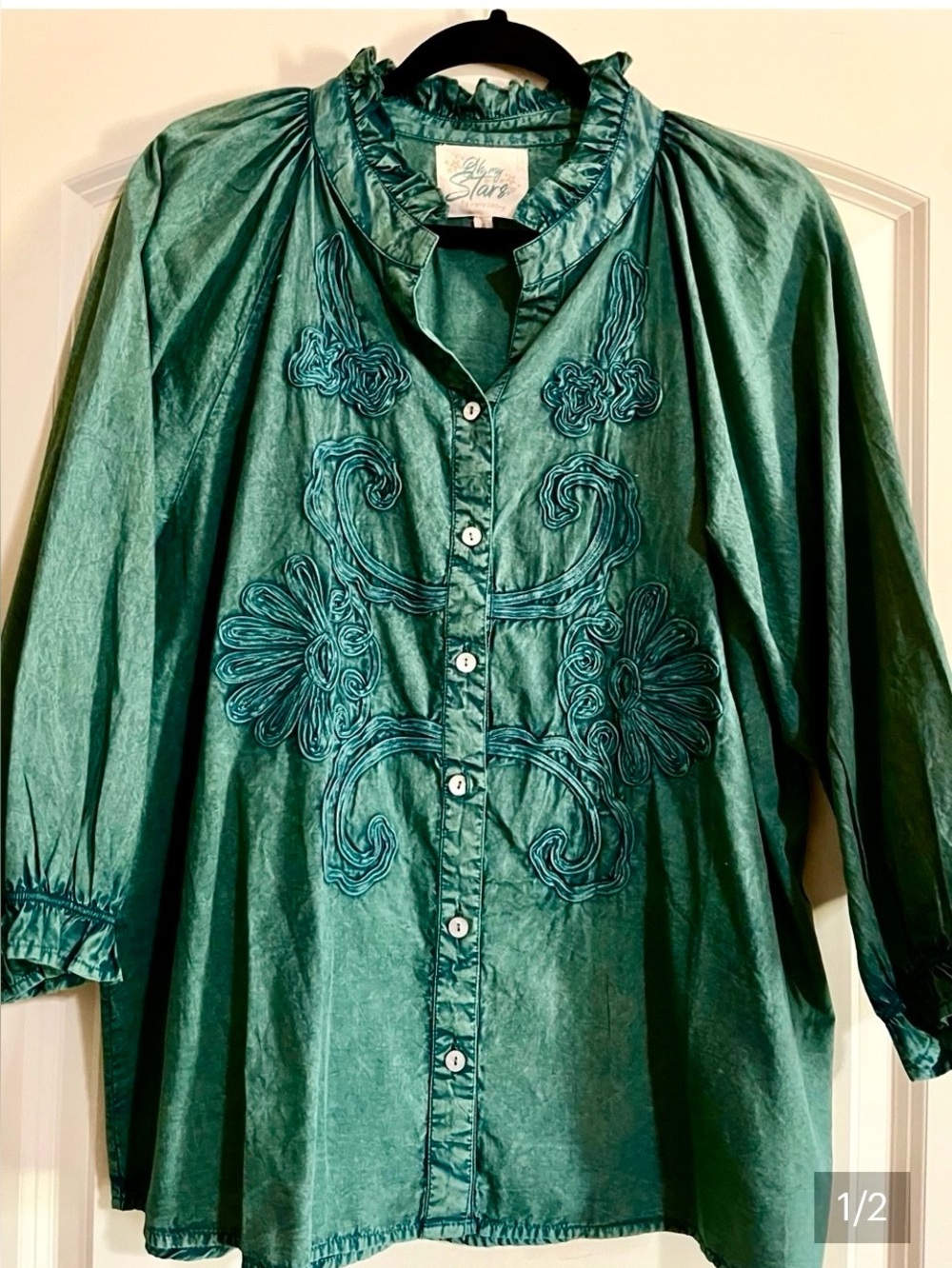 Oh My Stars Teal Embroidered lightweight Top V Neck Fun Versatile NEW XL